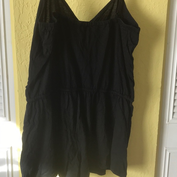 Romper - Picture 2 of 4